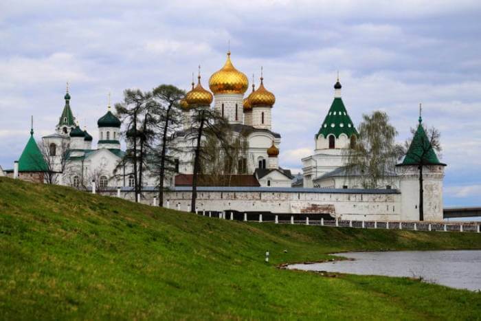 Больничные листы в Костроме